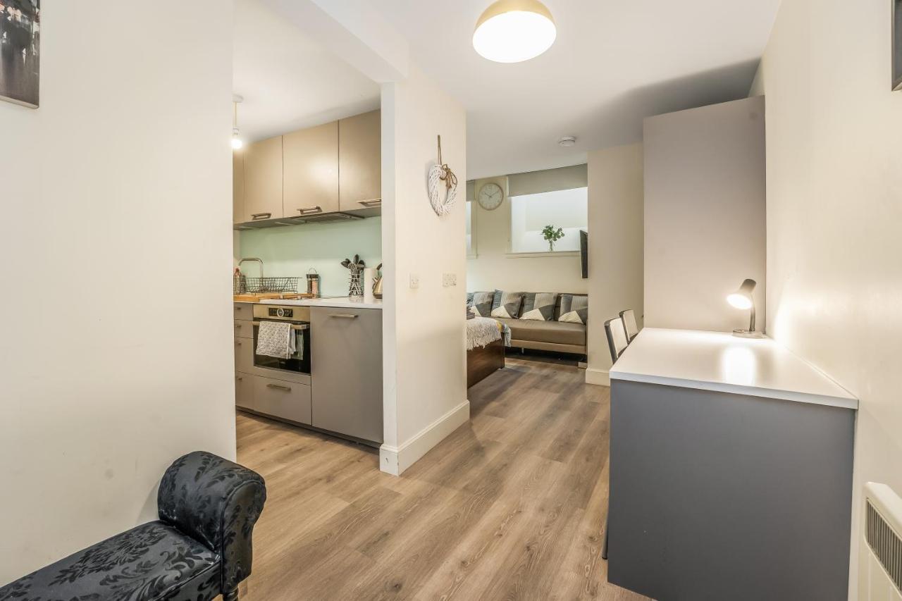 Relaxing & Cozy Studio Apartment - Oasis In The Heart Of Edinburgh - Sleeps Up To 3 Guests Bagian luar foto